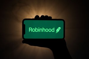 Robinhood Diberitahu Oleh SEC Tentang Potensi Tindakan Penegakan Terkait Praktik Perdagangan Mata Uang Kripto - CryptoInfoNet